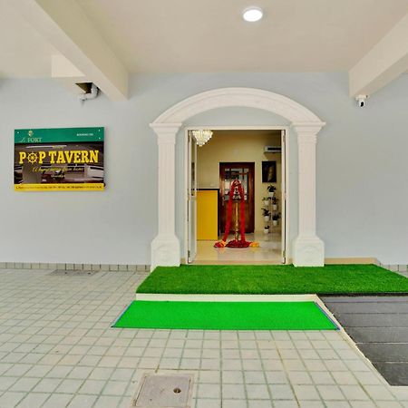 Collection O Lefort Luxe By Poptavern Hotel Thiruvananthapuram Exterior foto